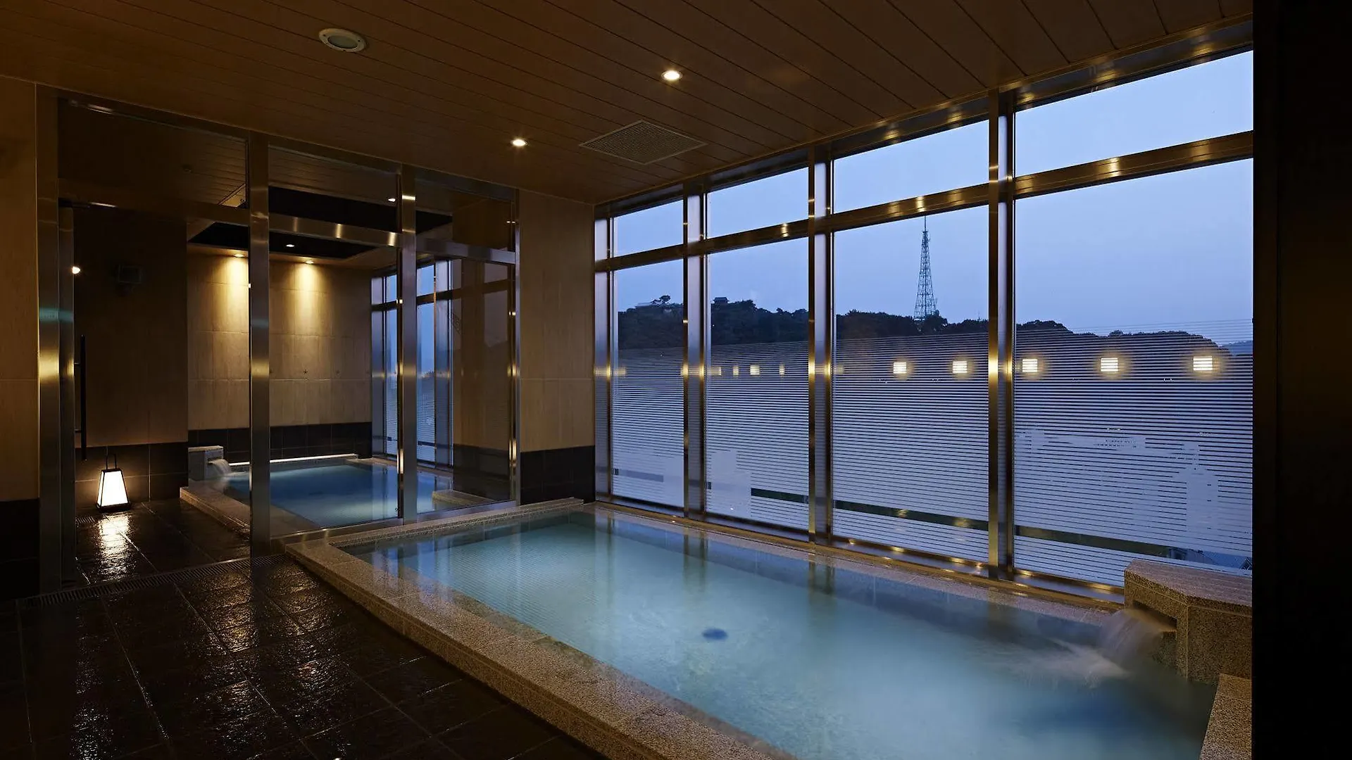 Candeo Hotels Matsuyama Okaido